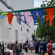 Vide-grenier des Amandiers