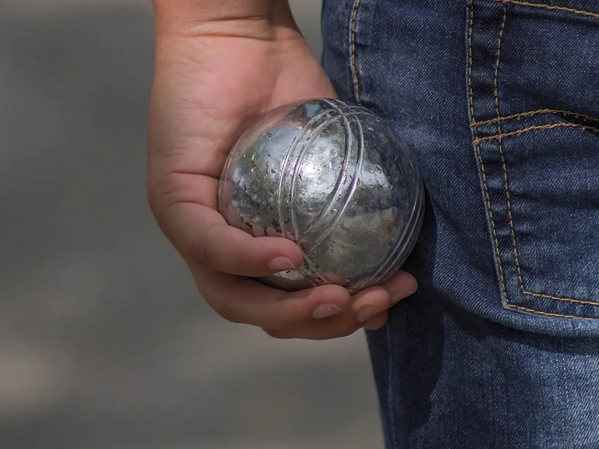 Vide grenier et concours de pétanque