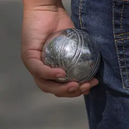 Vide grenier et concours de pétanque