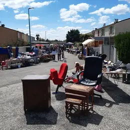 Vide-greniers à Pradines