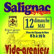 Vide-greniers à Salignac Eyvigues