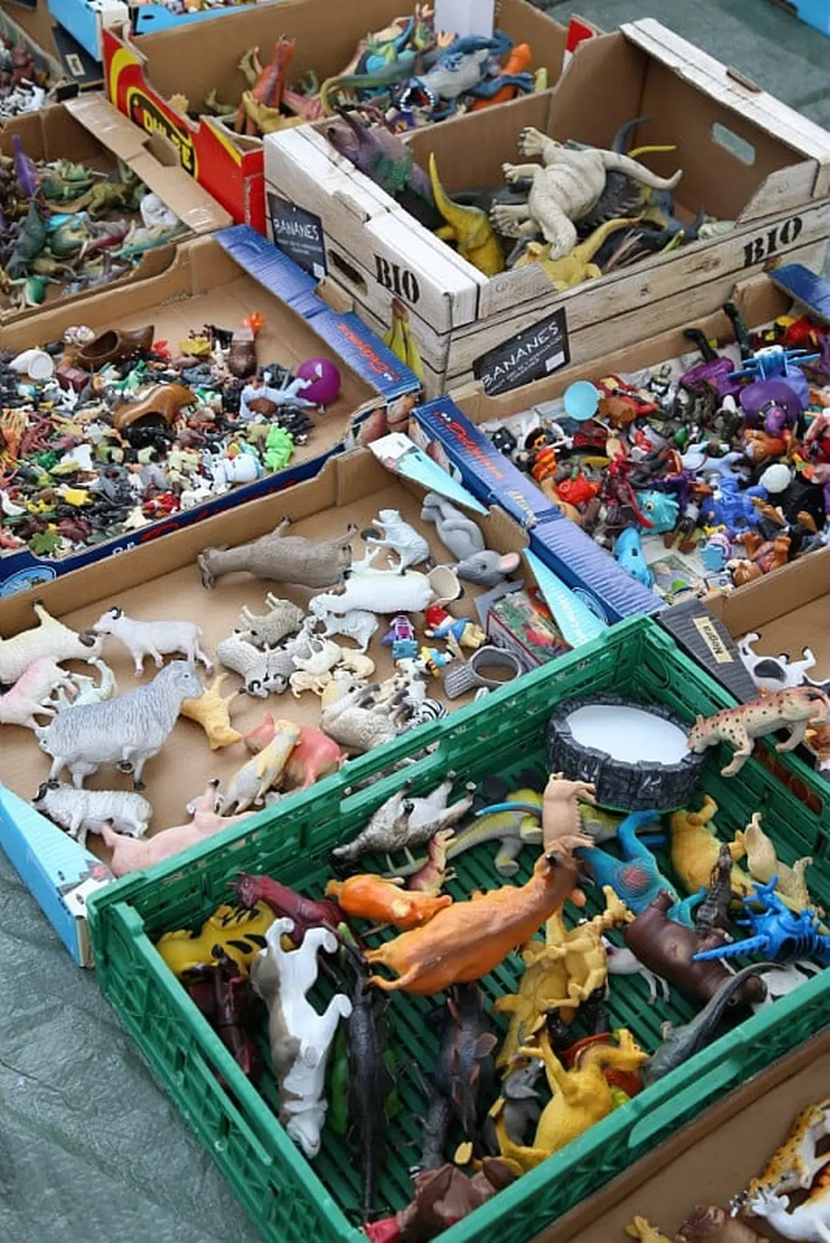 Vide-greniers du CIQ LES AMIS DE RASSUEN