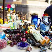 Vide-greniers et marché artisanal