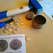 Viens fabriquer une pièce de monnaie !