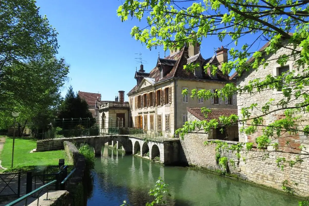Vieux village de Plombières-lès-Dijon