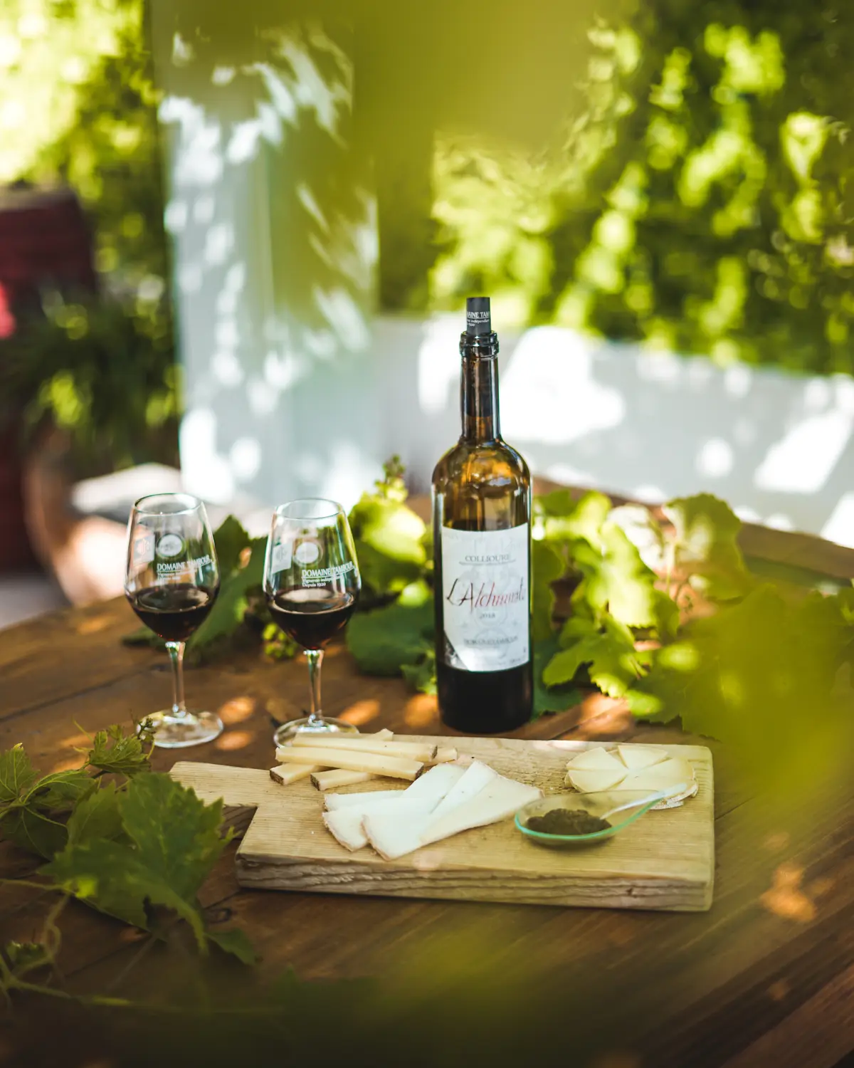 Vignobles En Scene - Dejeuner  Et Degustation Au Cave Tambour