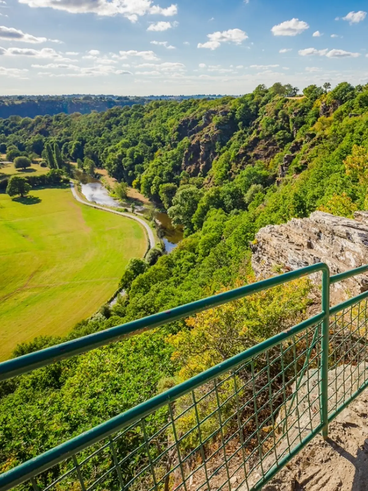 Village de fées et de lutins, une autre histoire des Roches de Ham