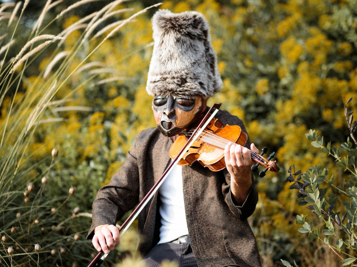 Villes en scène > Cavalcade en Cocazie - Rédèr Nouhaj, collectif les Vibrants Défricheurs