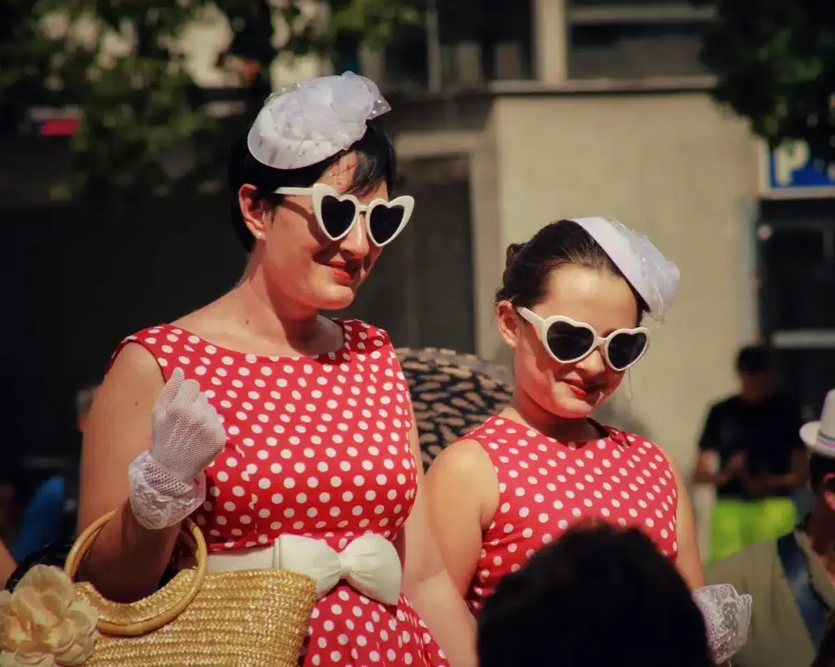 Vintage Days : Défilé de mode hommes, femmes et enfants