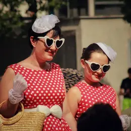 Vintage Days : Défilé de mode hommes, femmes et enfants