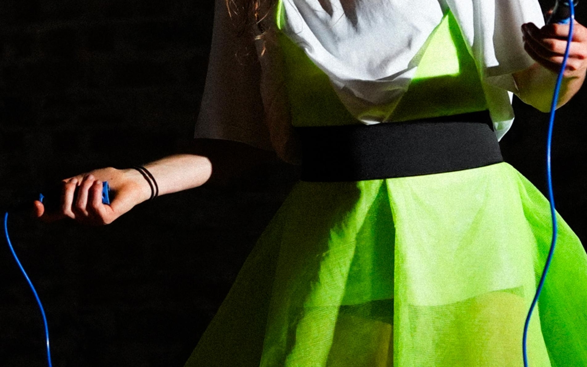 Violet Savage + Industria Indipendente