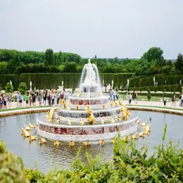 VIP Versailles Bike Experience with Private Kings Apartment Tour