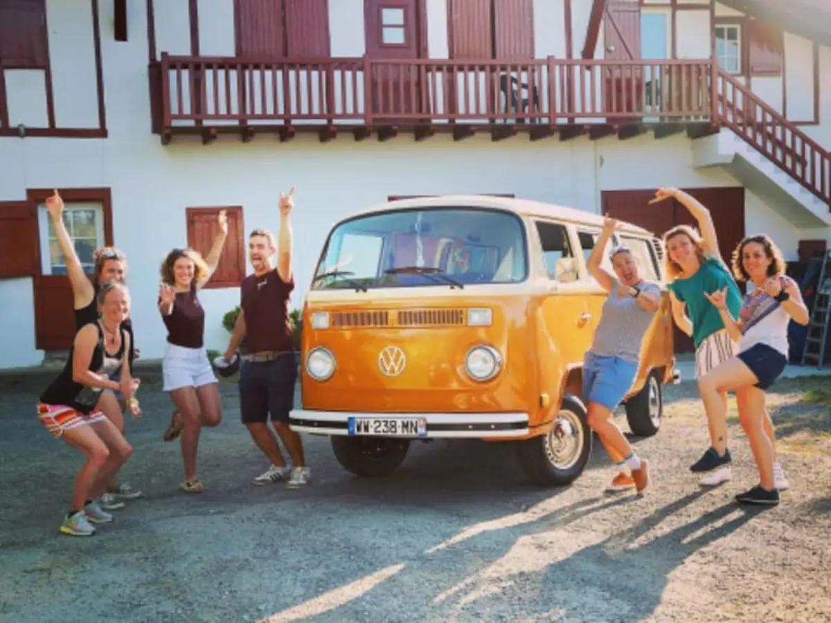 Virée sur la côte basque à Bord d'un combi van privatisé (64)