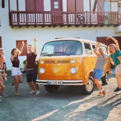 Virée sur la côte basque à Bord d'un combi van privatisé (64)