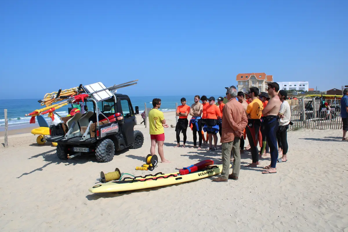 Vis ta plage : Rencontre avec les nageurs sauveteurs