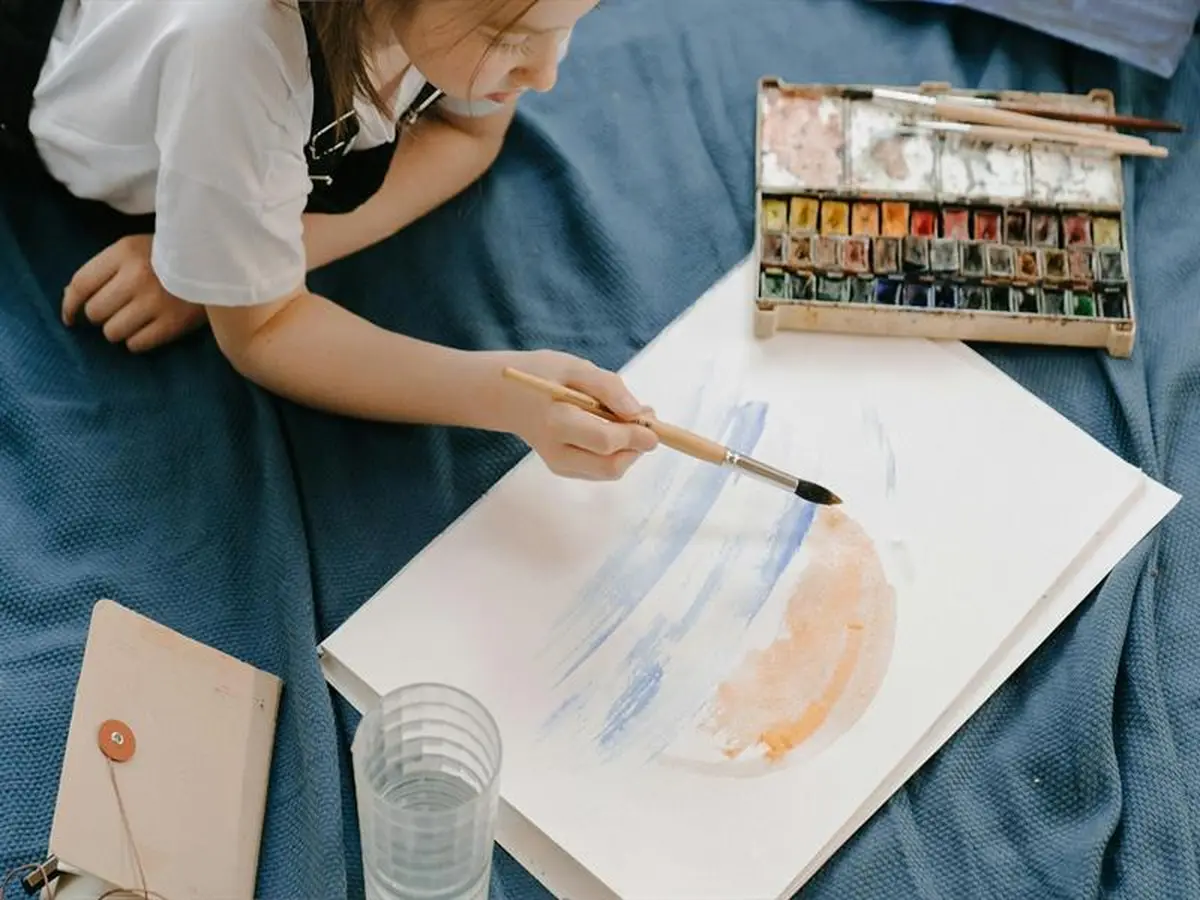 Visite-atelier 'Ma première aquarelle'