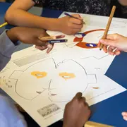 Visite-atelier pour les enfants au MAAOA