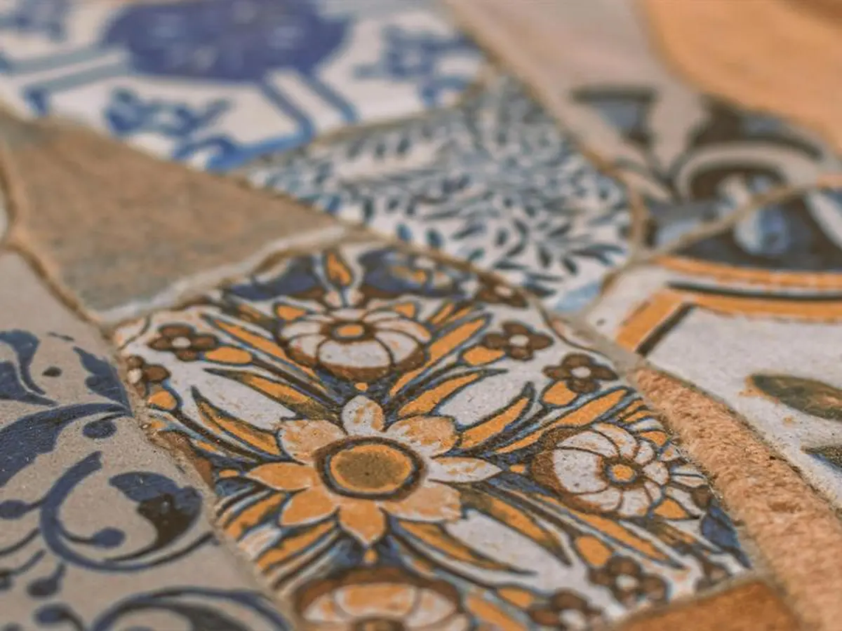 Visite-atelier 'Vaisselle cassée'