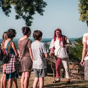 Visite aux flambeaux de la bastide de Monflanquin  - Janouille raconte la bastide du XIIIème siècle
