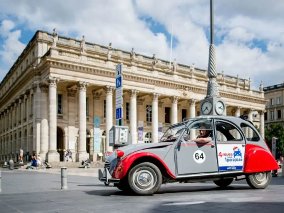 Visite Bordeaux Éternel en 2CV