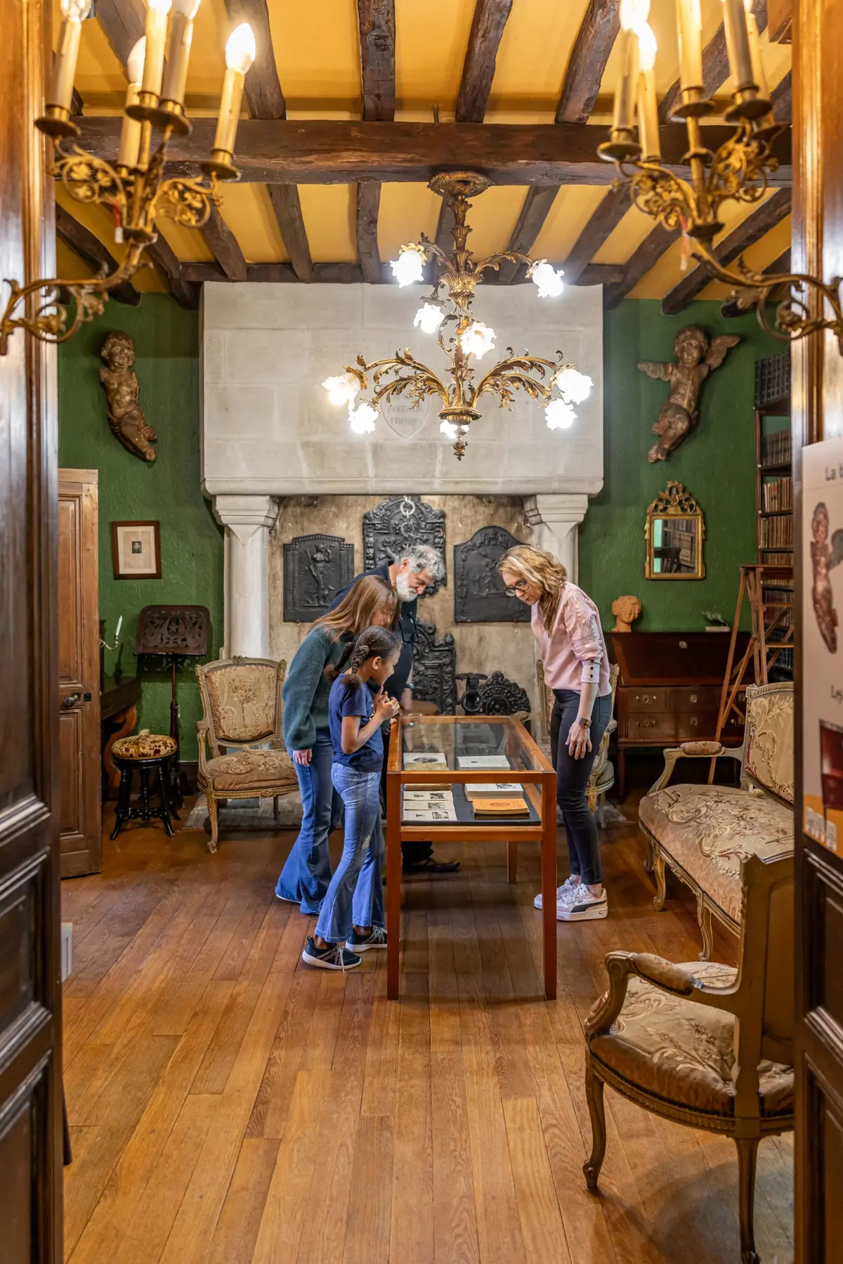 Visite commentée La Chartreuse Voulgre de Mussidan : histoire et personnages - Châteaux en Fête