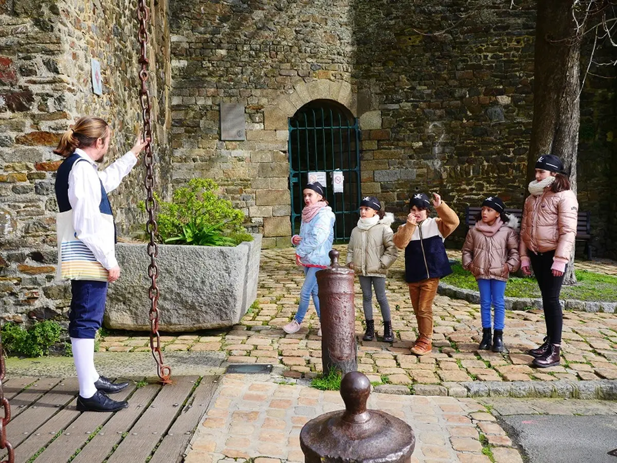 Visite commentée pour les enfants : Pirates et Corsaires, à l'assaut des remparts !