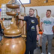 Visite d'une distillerie et dégustation de spiritueux à Acigné