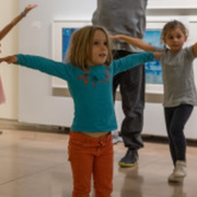 Visite dansée en famille