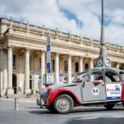 Visite de Bordeaux en 2CV & dégustation de vin