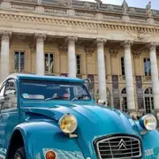 Visite de Bordeaux Unesco en voiture de collection & gourmandise