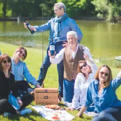 Visite de château et pique-nique dans les vignes à Saint-Martin-du-Bois (33)