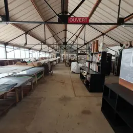 Visite de l'atelier de Darius peintre encrier