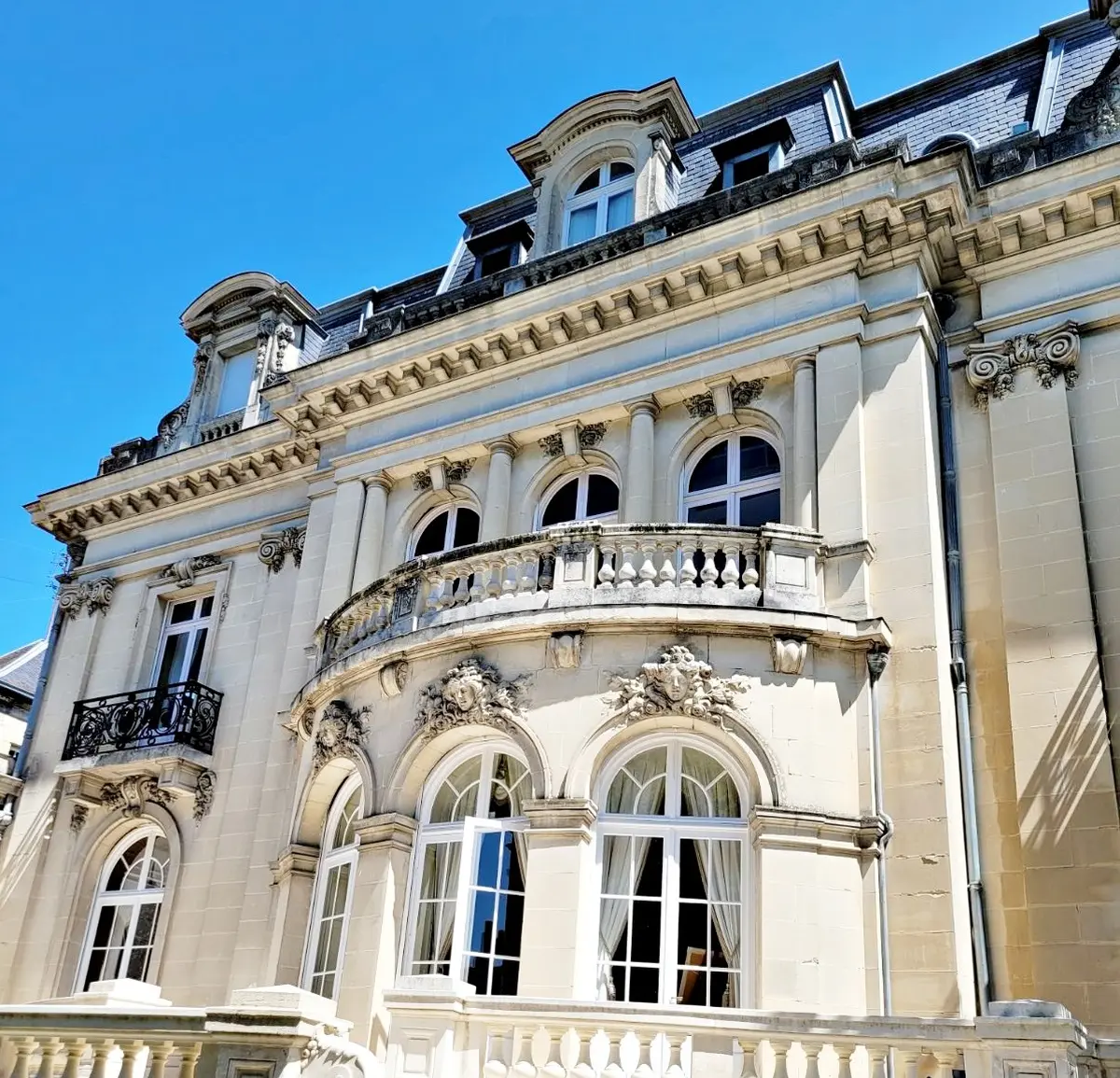 Visite de l'Hôtel Particulier Brou de Laurière