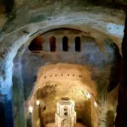 Visite de la cathédrale monolhite d\'Aubeterre et de la chapelle monolithe de Gurat