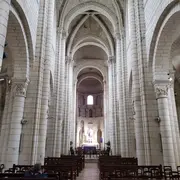 Visite de La collégiale de Saint-Aignan