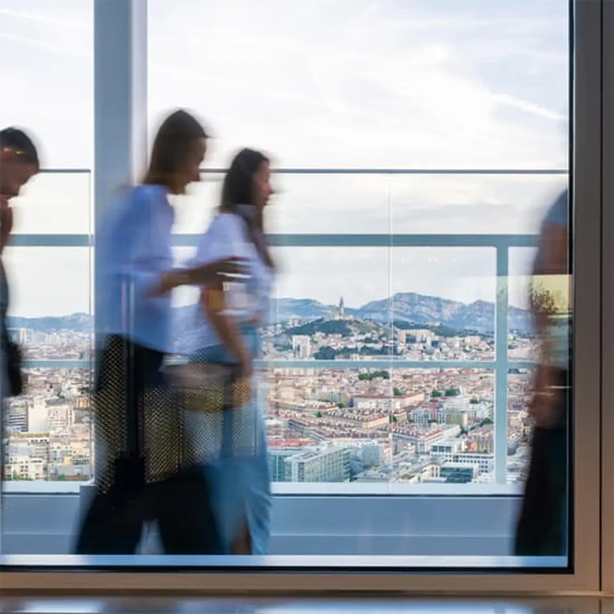 Visite de la terrasse panoramique du Sky Center