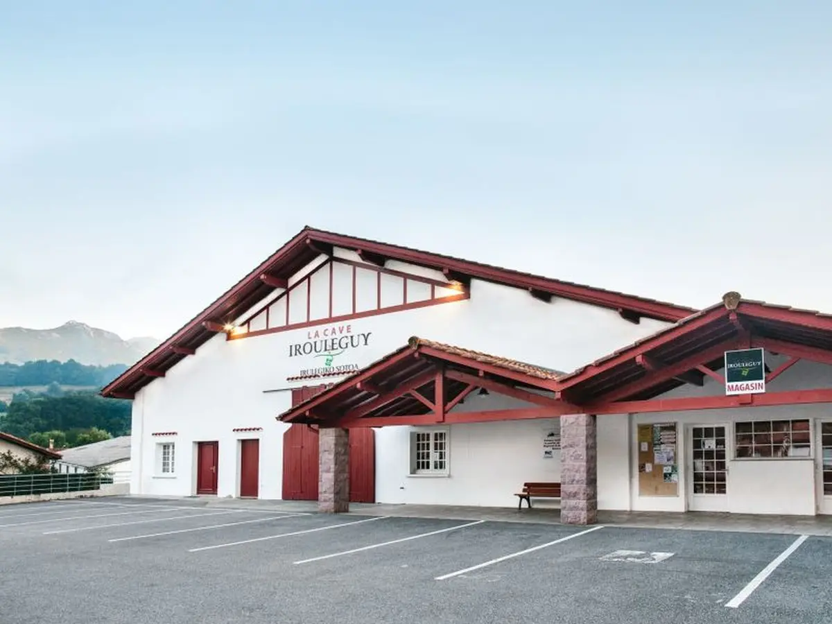 Visite découverte et dégustation à la Cave d'Irouléguy