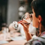 Visite, déjeuner gastronomique & atelier assemblage de vin (33)