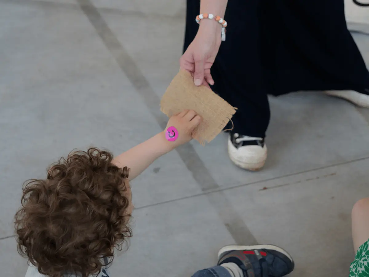 Visite en famille · breaking free (de 2 à 4 ans)