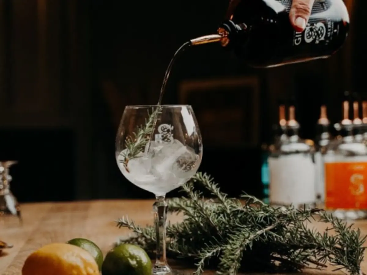 Visite & Atelier de distillation de Gin à Dijon (21)