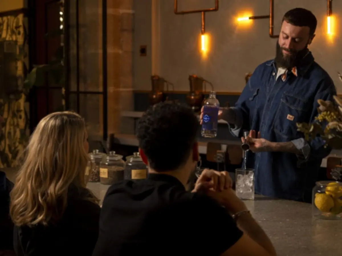 Visite et dégustation de gin en anglais à Paris 1er