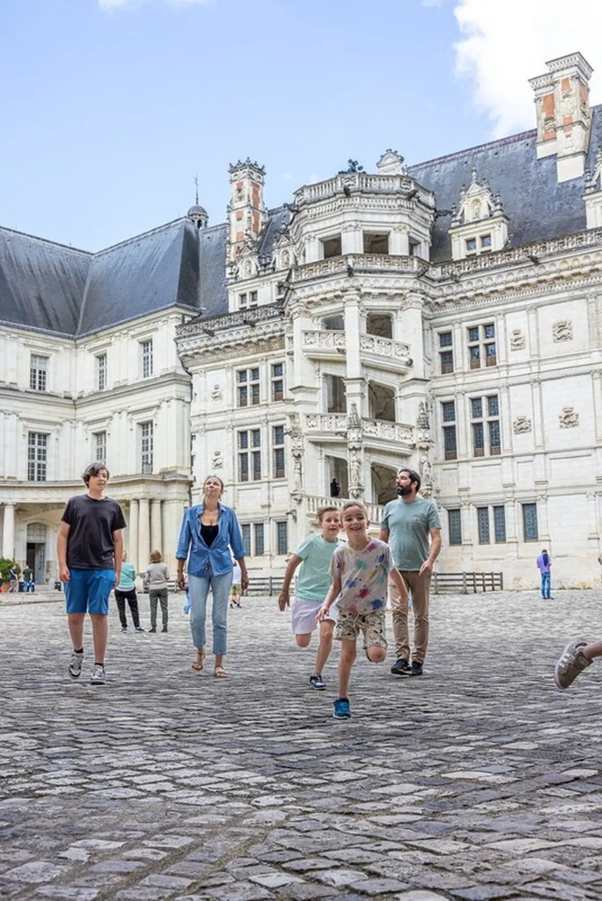 Visite familiale A toi la vie de Château au Château Royal de Blois