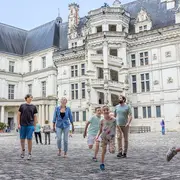 Visite familiale A toi la vie de Château au Château Royal de Blois