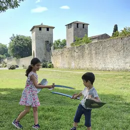 Visite famille de Vianne : le grand tournoi de la bastide