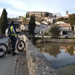 Visite guidée 31 km trottinette électrique à Poudenas (47)