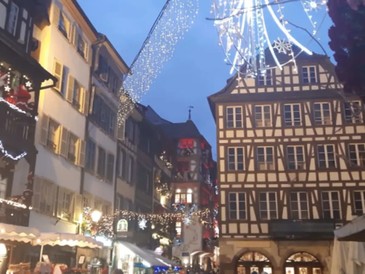 Visite guidée à pied des marchés de Noël de Strasbourg