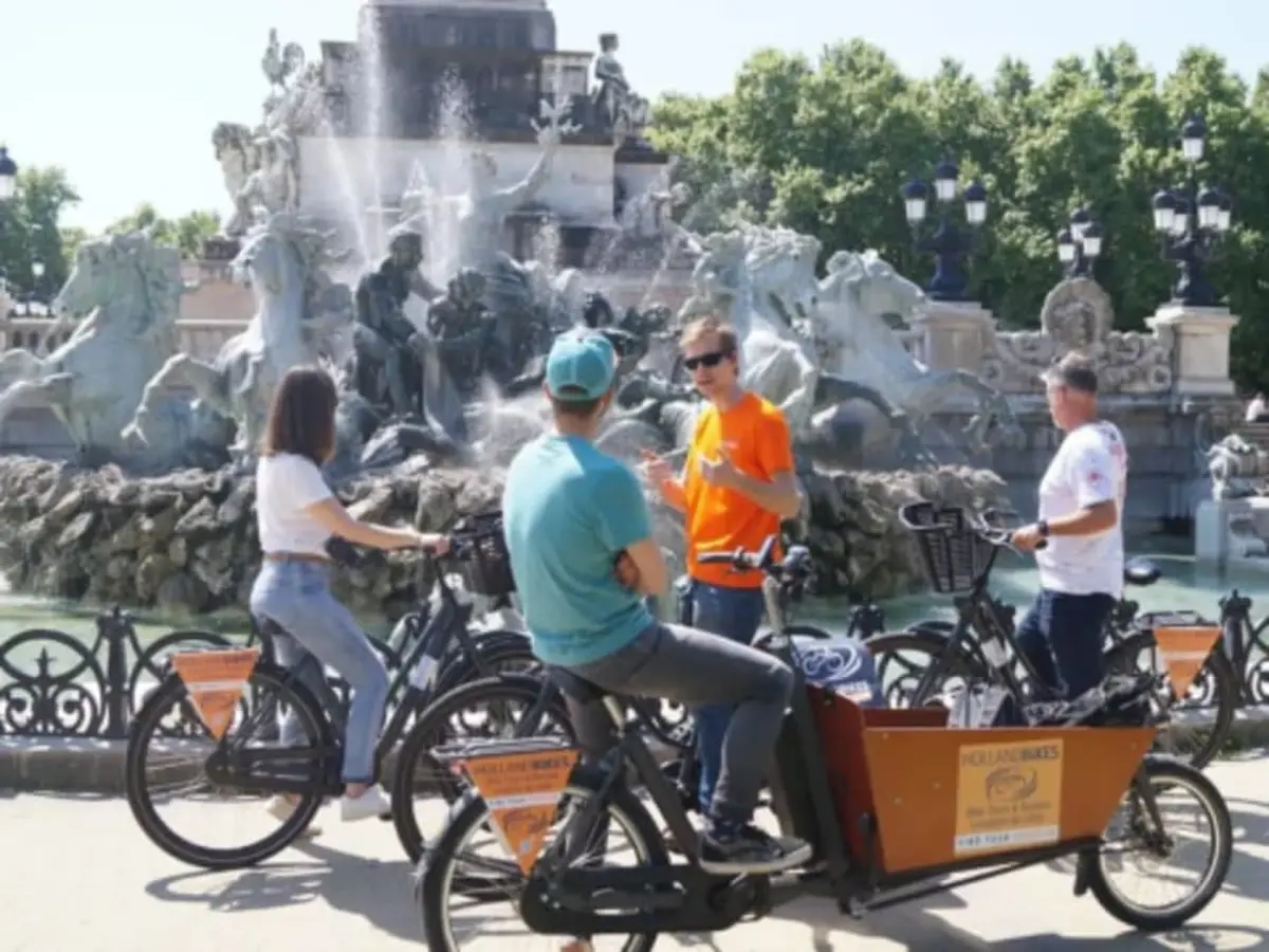 Visite guid&eacute;e &agrave; v&eacute;lo Les Incontournables &agrave; Bordeaux