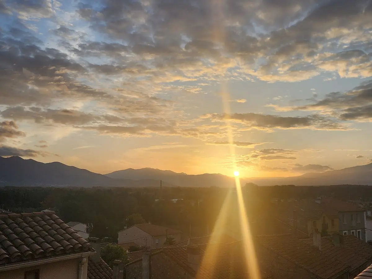 Visite Guidee Au Crepuscule Elne Historique