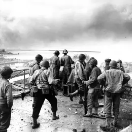 Visite guidée : Cherbourg, port de la Liberté à l'été 44