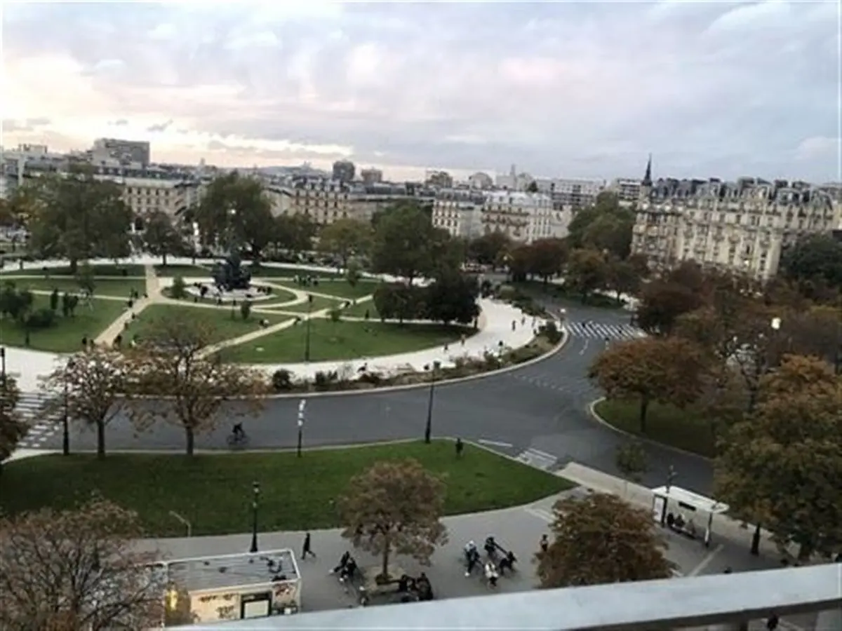 Visite guidée : Conférence 1H15, insolite des superbes Roofs -Toits Terrasses de Paris